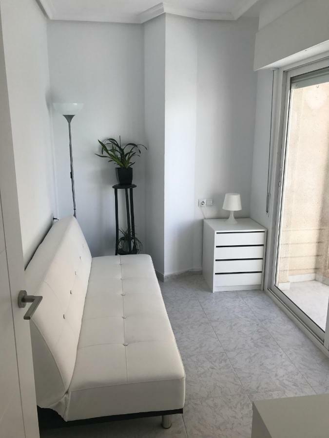 Modern Beach Apartment Torrevieja Luaran gambar